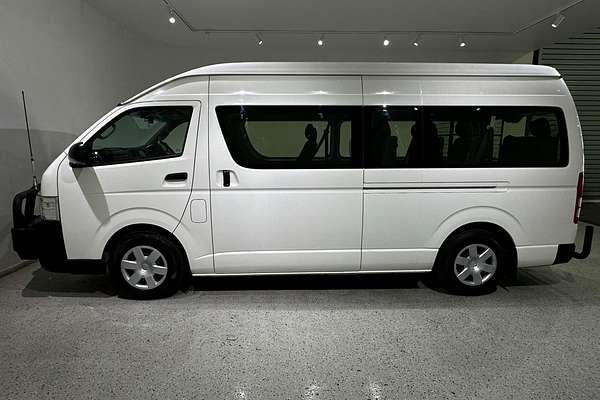 2017 Toyota Hiace Commuter KDH223R ELWB High Roof