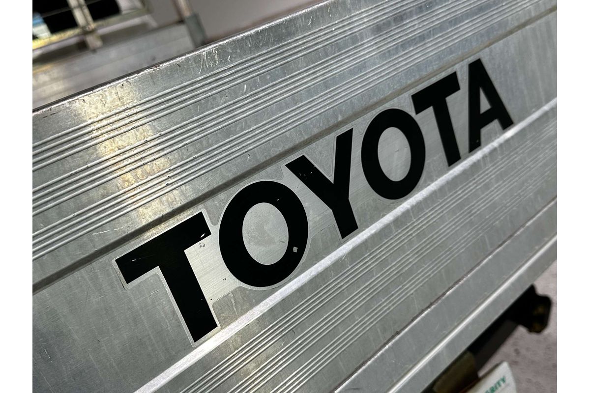 2018 Toyota Hilux SR5 GUN126R 4X4