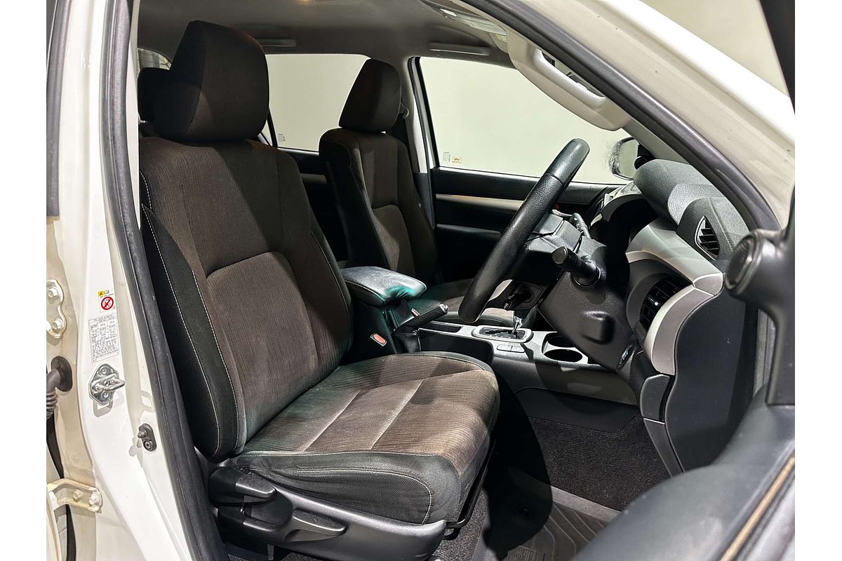 2018 Toyota Hilux SR5 GUN126R 4X4