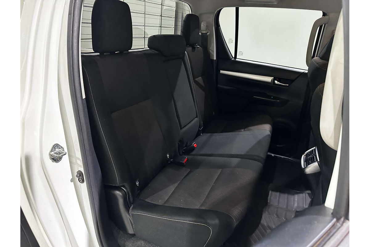 2018 Toyota Hilux SR5 GUN126R 4X4