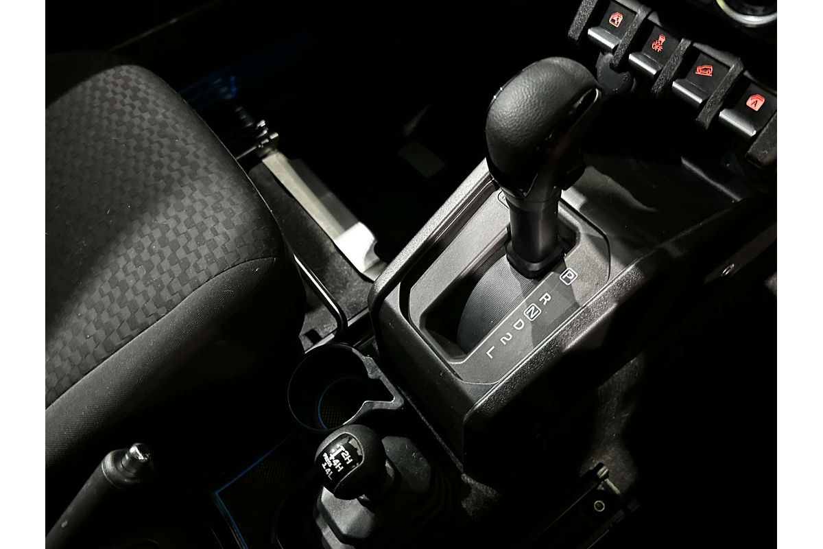 2021 Suzuki Jimny GLX GJ