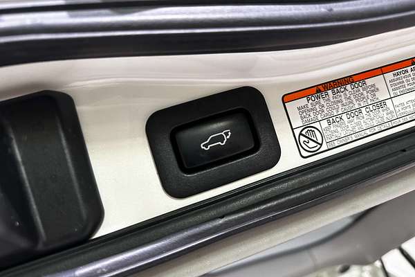 2019 Toyota Landcruiser Sahara VDJ200R