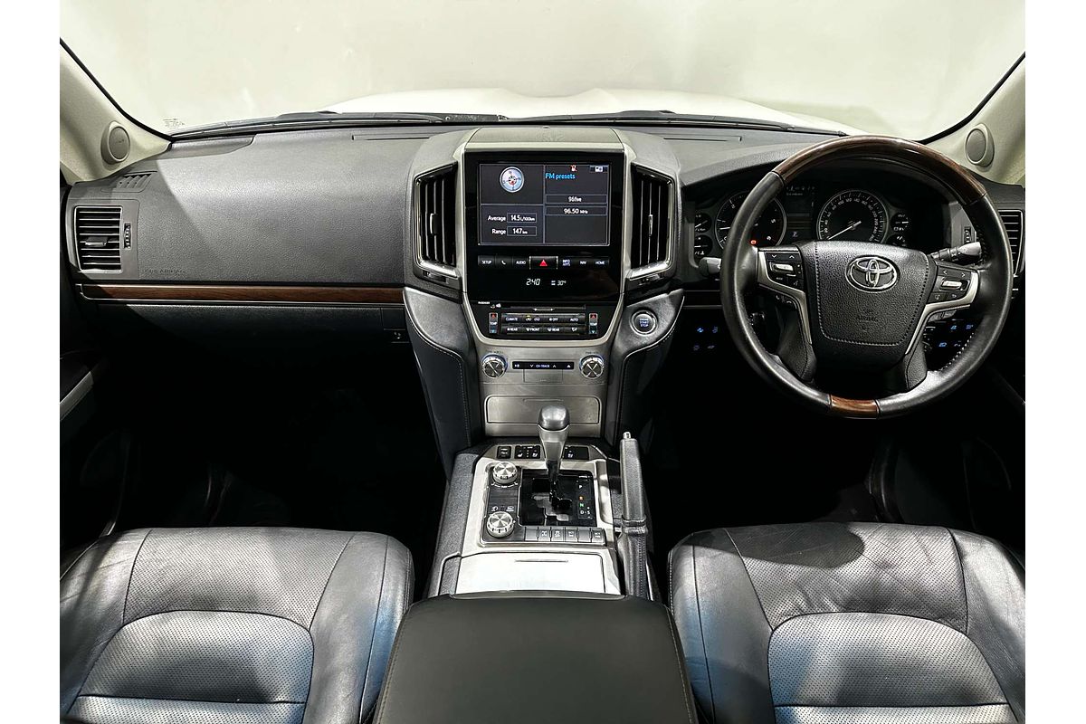 2019 Toyota Landcruiser Sahara VDJ200R