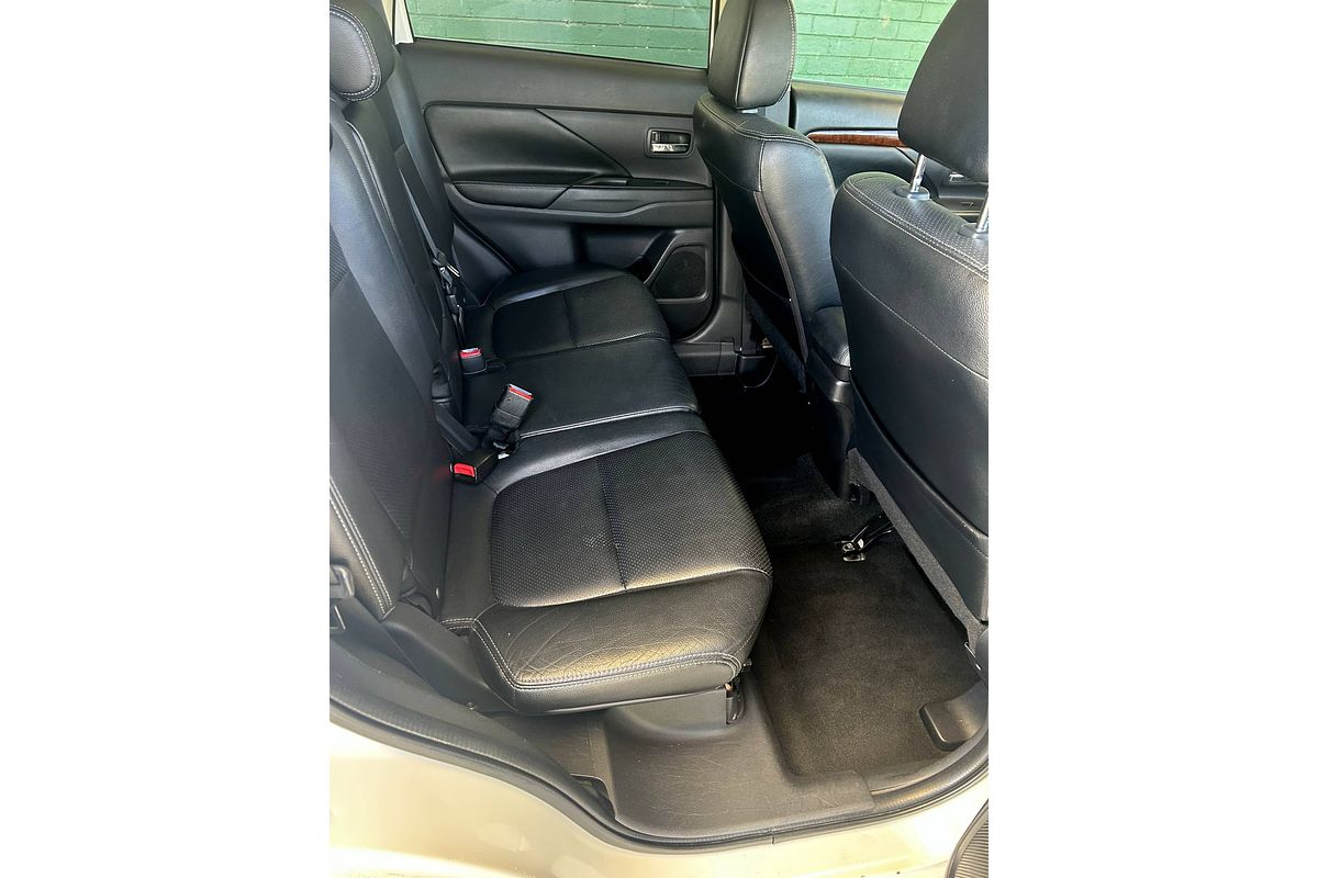 2013 Mitsubishi Outlander ASPIRE (4x4) ZJ