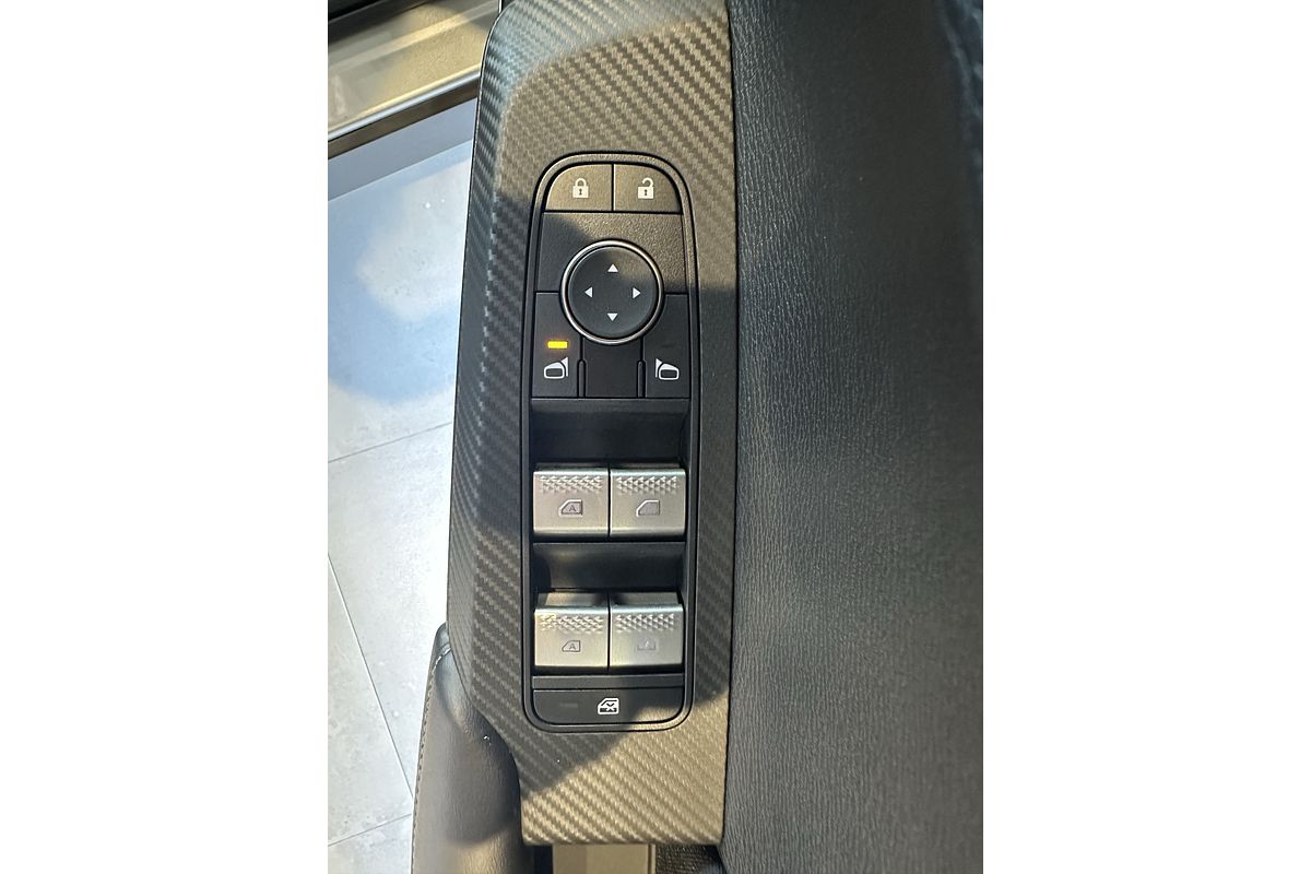 2025 Mitsubishi Outlander ES ZM