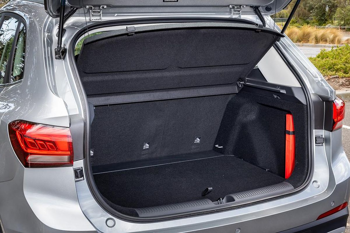 2025 MG ZS Essence Hybrid+ ZS32