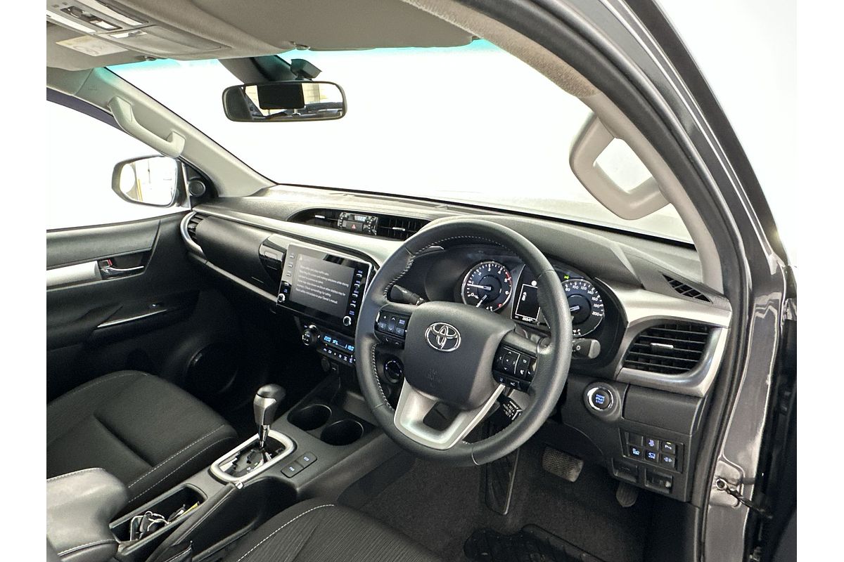 2023 Toyota Hilux SR5 GUN126R 4X4
