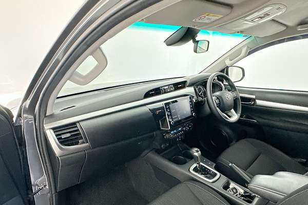 2023 Toyota Hilux SR5 GUN126R 4X4