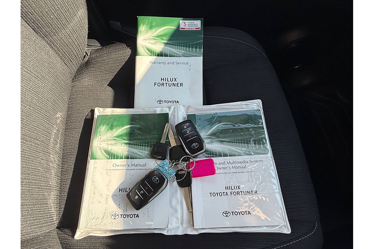 2021 Toyota Hilux SR5 GUN126R 4X4