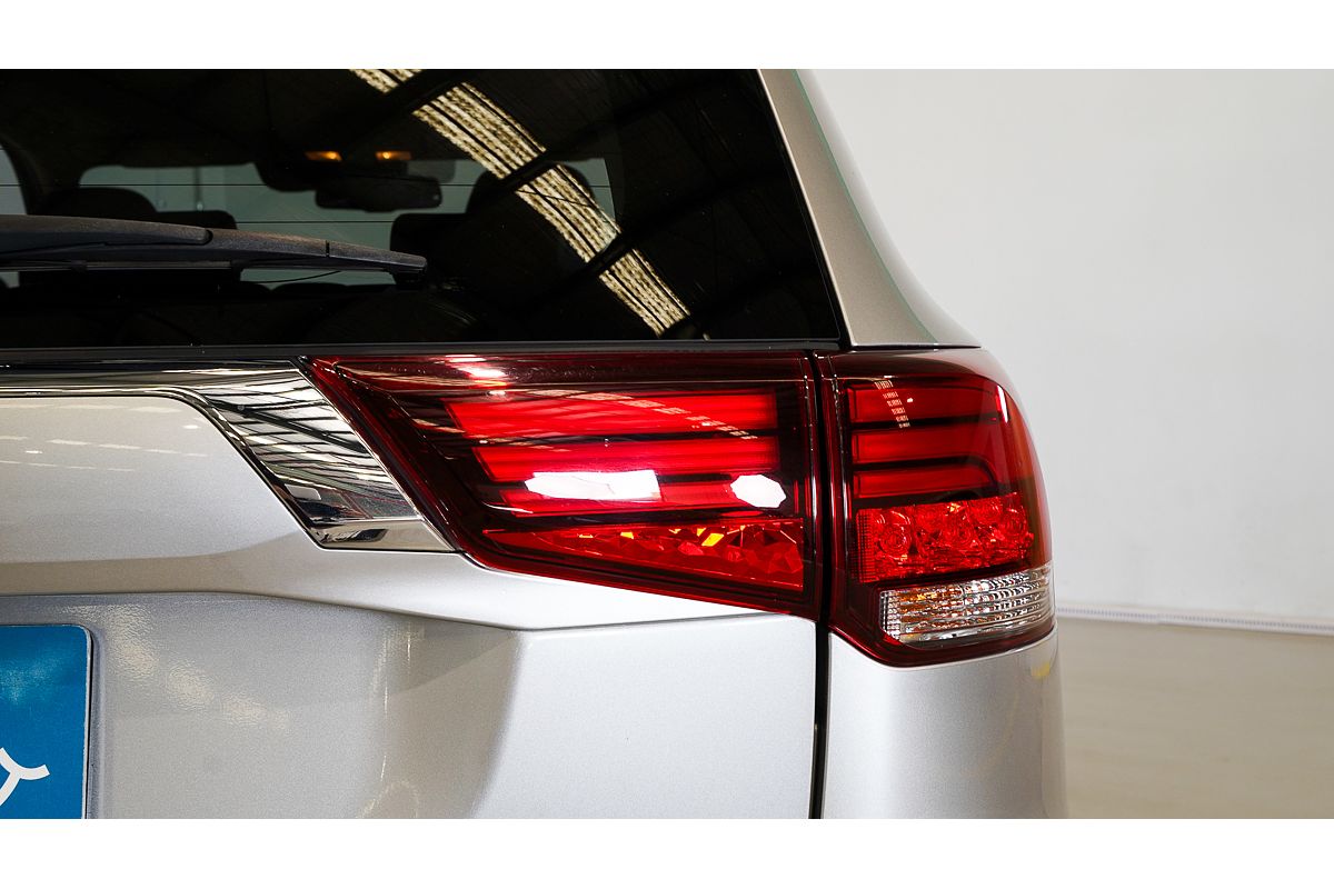 2019 Mitsubishi Outlander LS ZL