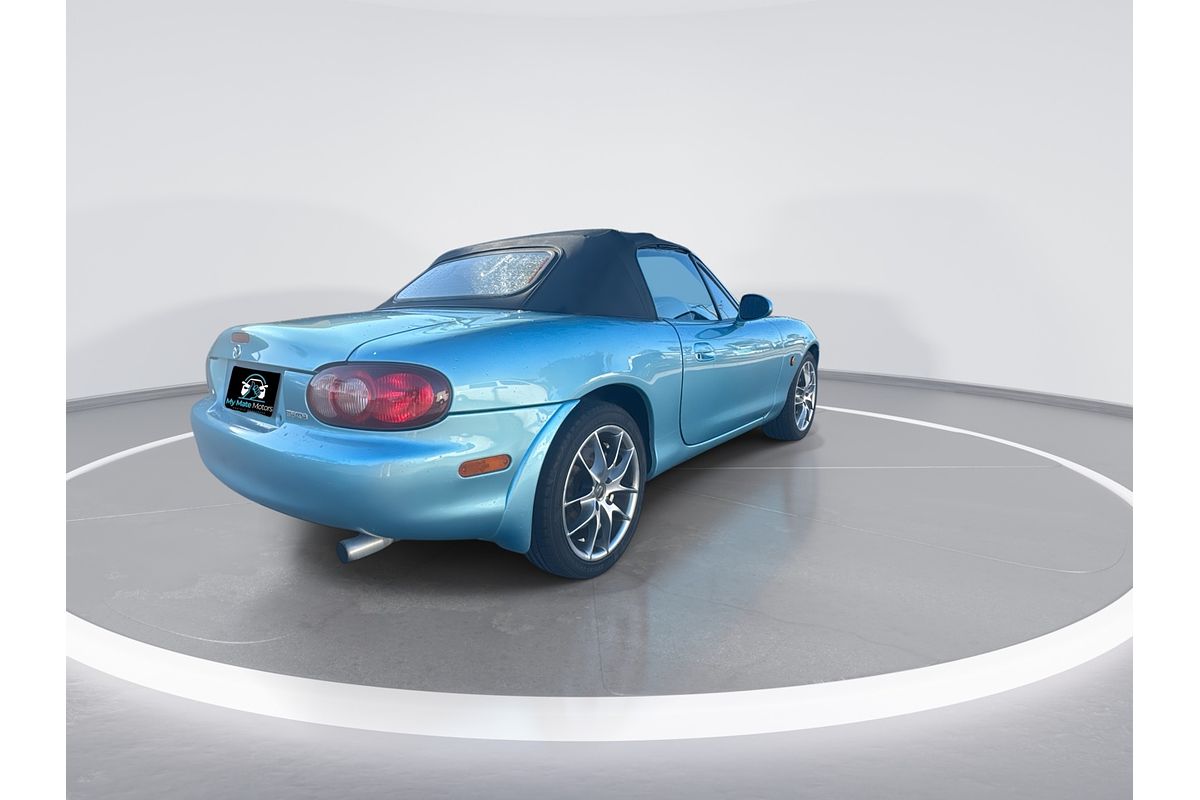 2000 Mazda MX-5 NB Series 2