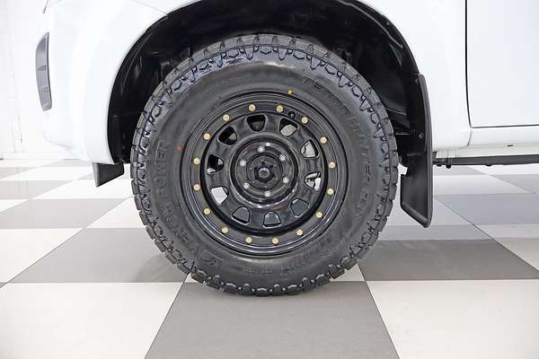 2019 Isuzu D-MAX SX High Ride Rear Wheel Drive