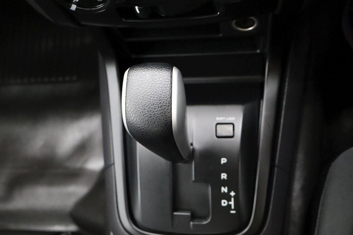 2019 Isuzu D-MAX SX High Ride Rear Wheel Drive