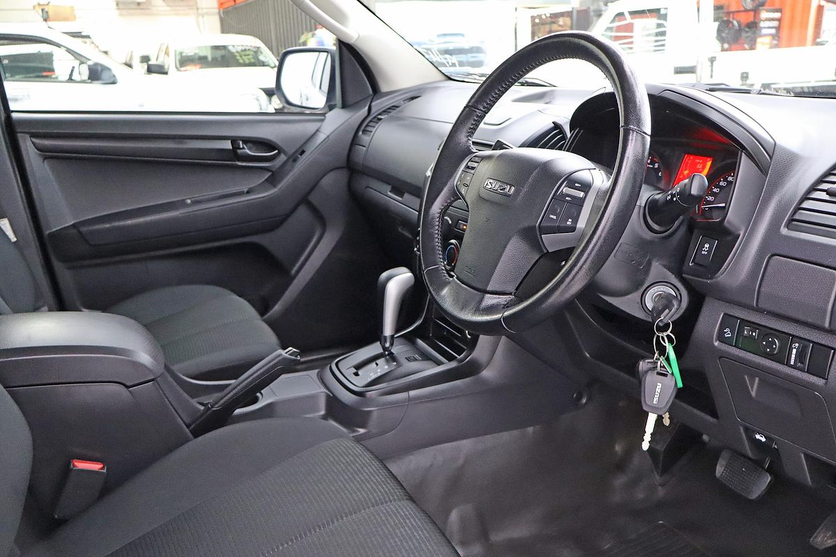 2019 Isuzu D-MAX SX High Ride Rear Wheel Drive