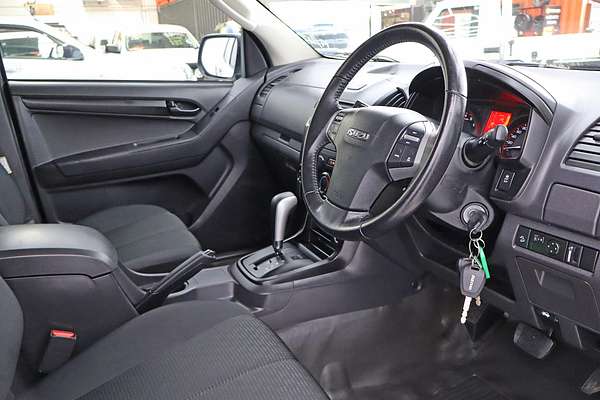 2019 Isuzu D-MAX SX High Ride Rear Wheel Drive