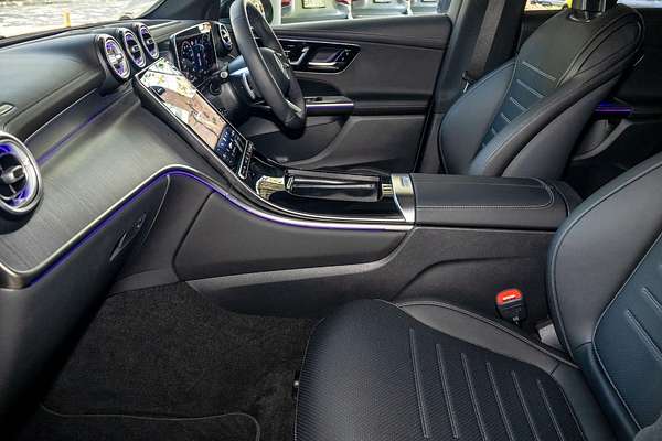 2025 Mercedes-Benz GLC-Class GLC300 X254