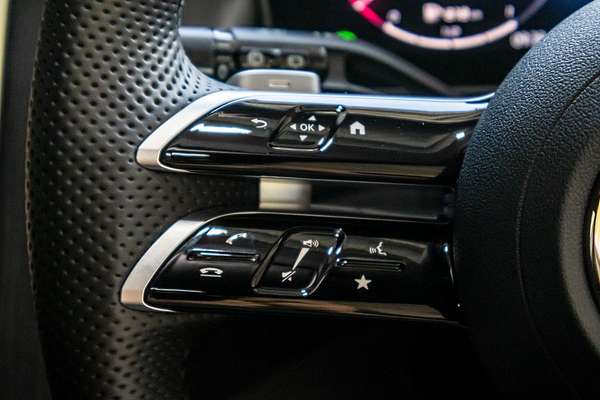 2025 Mercedes-Benz GLC-Class GLC300 X254