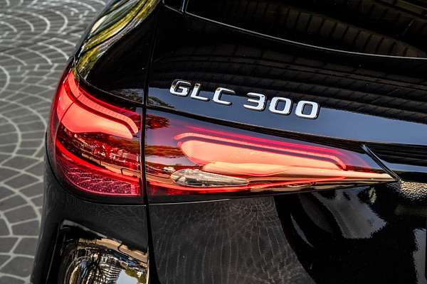 2025 Mercedes-Benz GLC-Class GLC300 X254