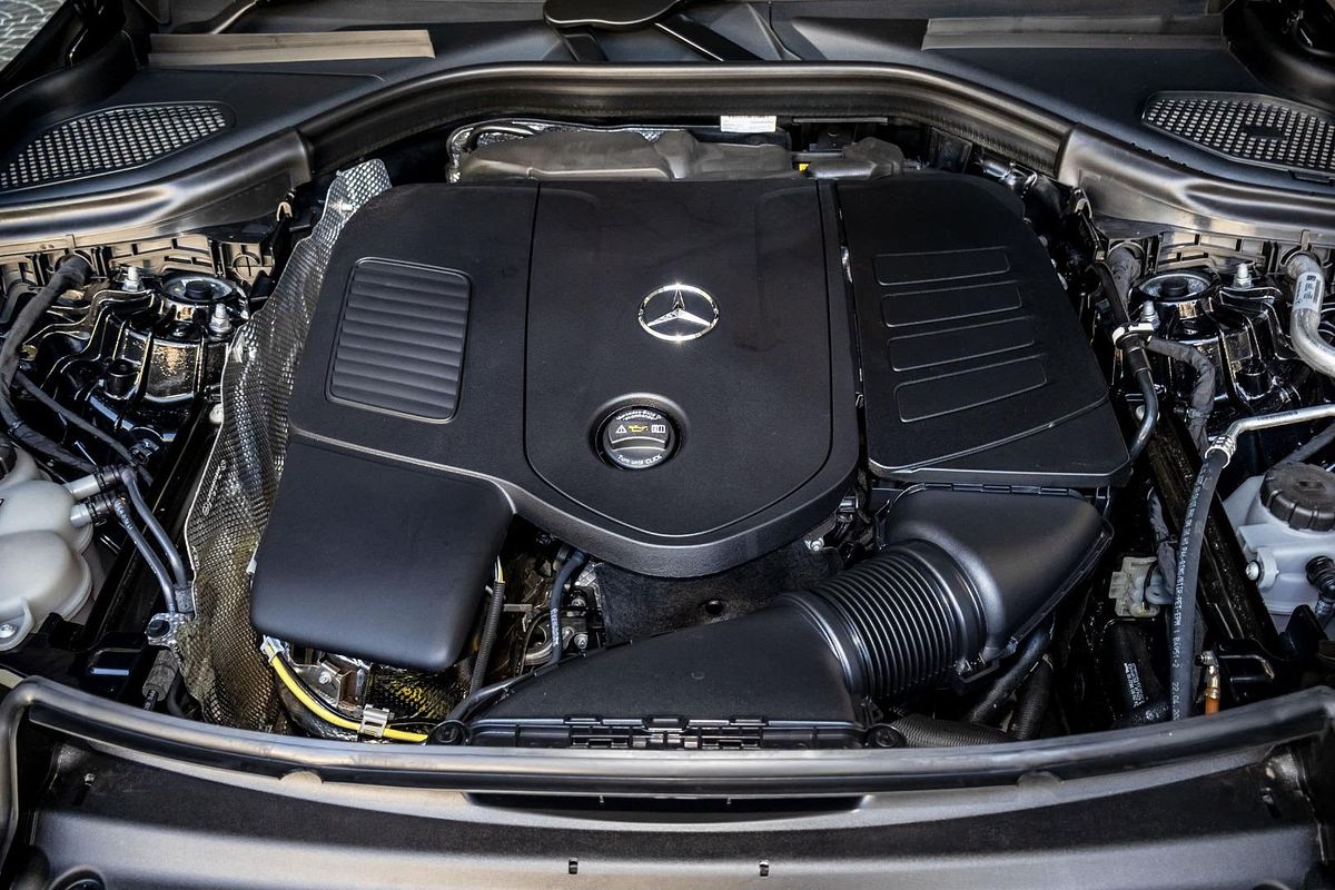 2025 Mercedes-Benz GLC-Class GLC300 X254