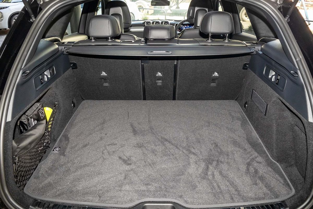 2025 Mercedes-Benz GLC-Class GLC300 X254