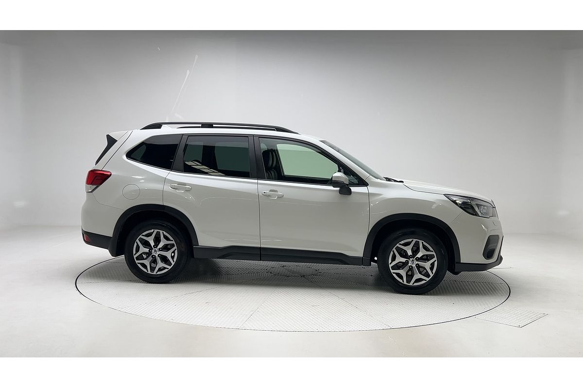 2020 Subaru Forester 2.5i S5