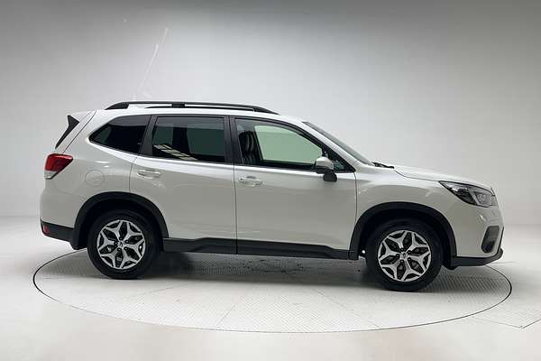 2020 Subaru Forester 2.5i S5