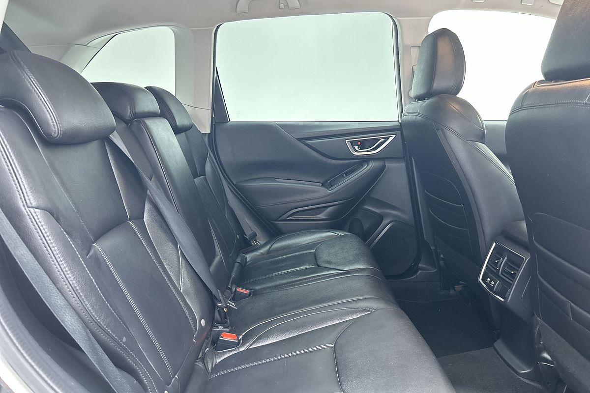 2020 Subaru Forester 2.5i S5