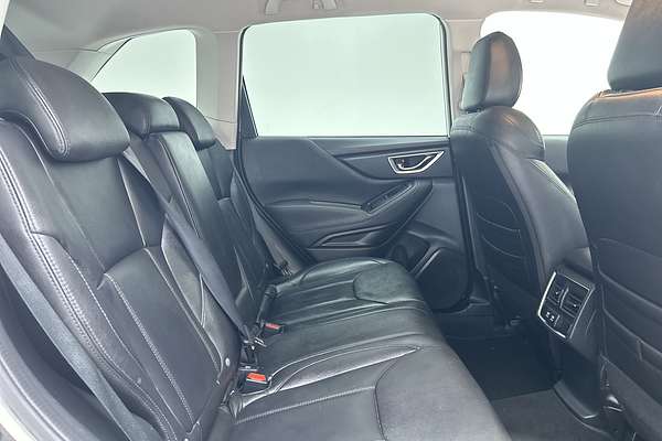 2020 Subaru Forester 2.5i S5