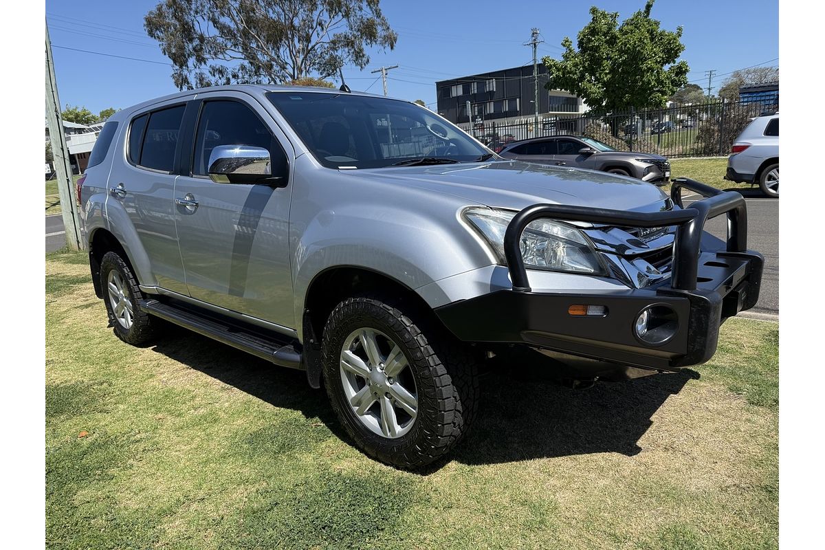 2016 Isuzu MU-X LS-U