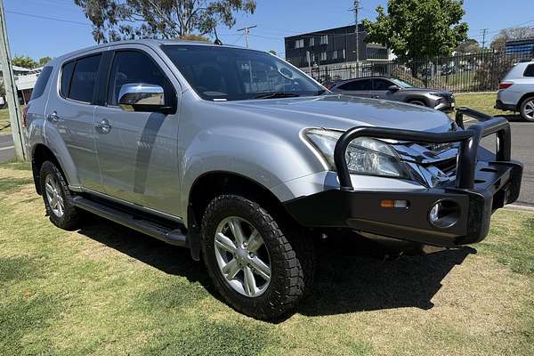 2016 Isuzu MU-X LS-U