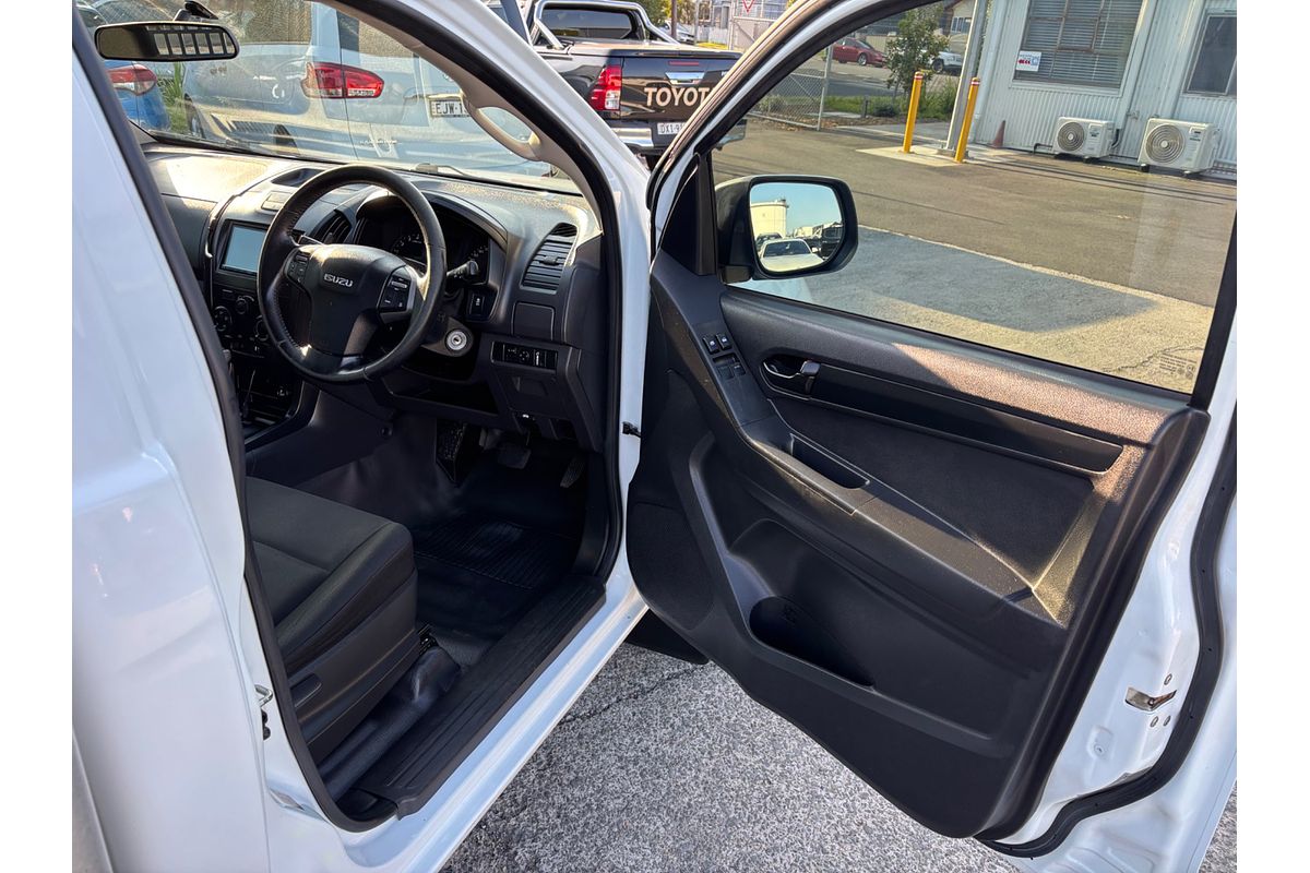 2015 Isuzu D-MAX SX High Ride Rear Wheel Drive