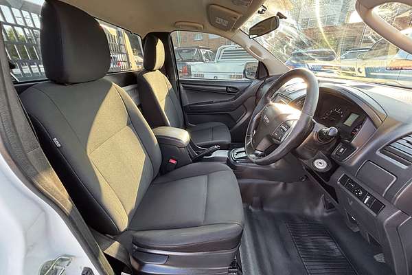 2015 Isuzu D-MAX SX High Ride Rear Wheel Drive