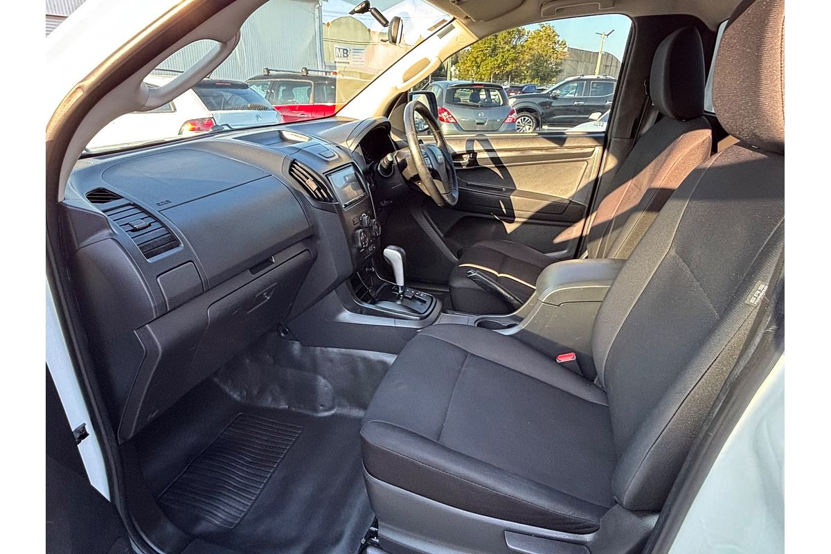 2015 Isuzu D-MAX SX High Ride Rear Wheel Drive