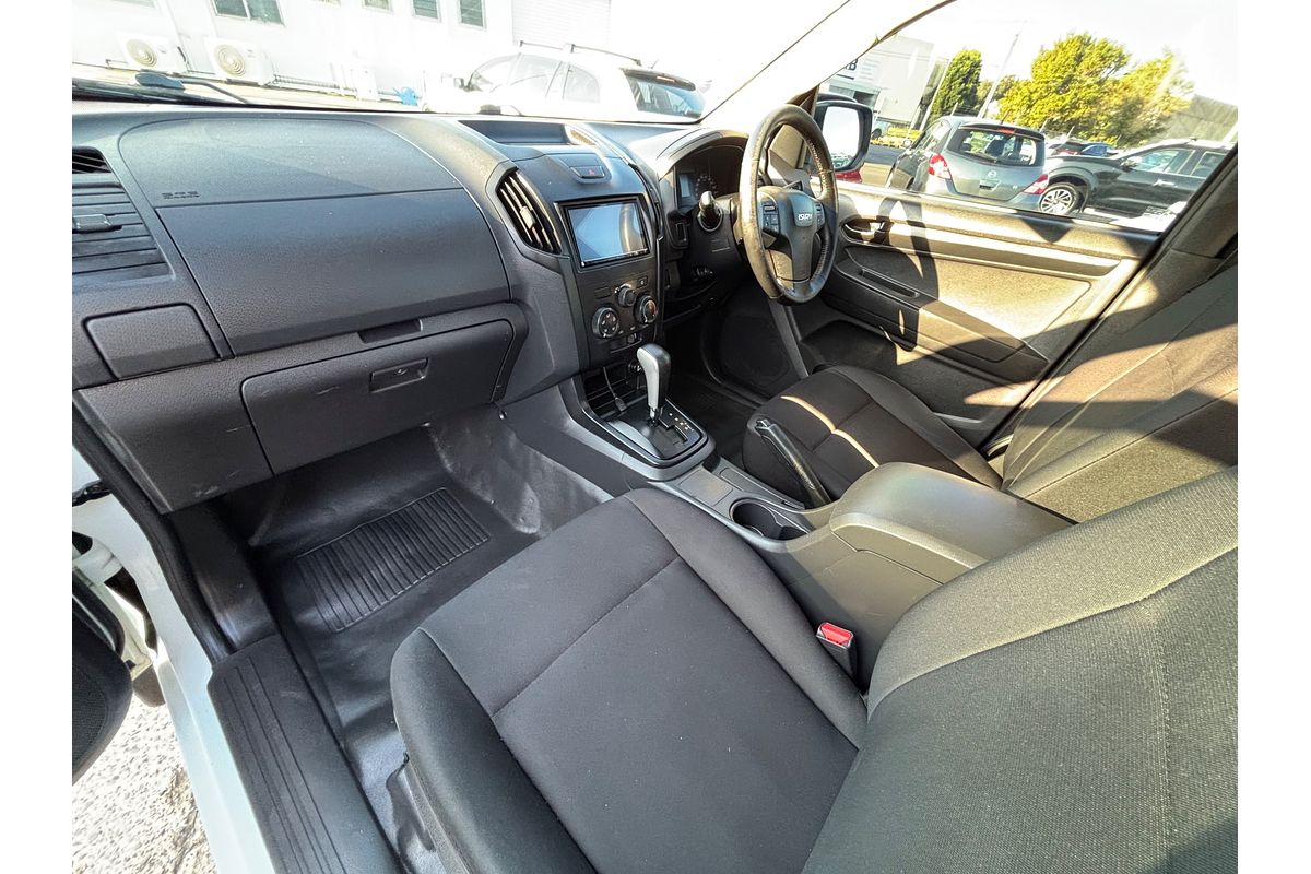 2015 Isuzu D-MAX SX High Ride Rear Wheel Drive