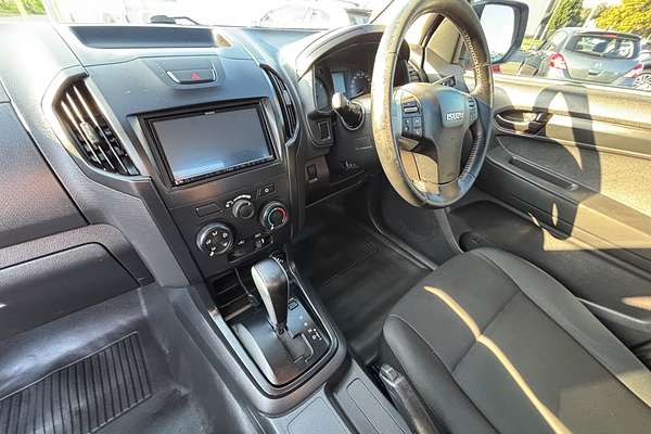 2015 Isuzu D-MAX SX High Ride Rear Wheel Drive