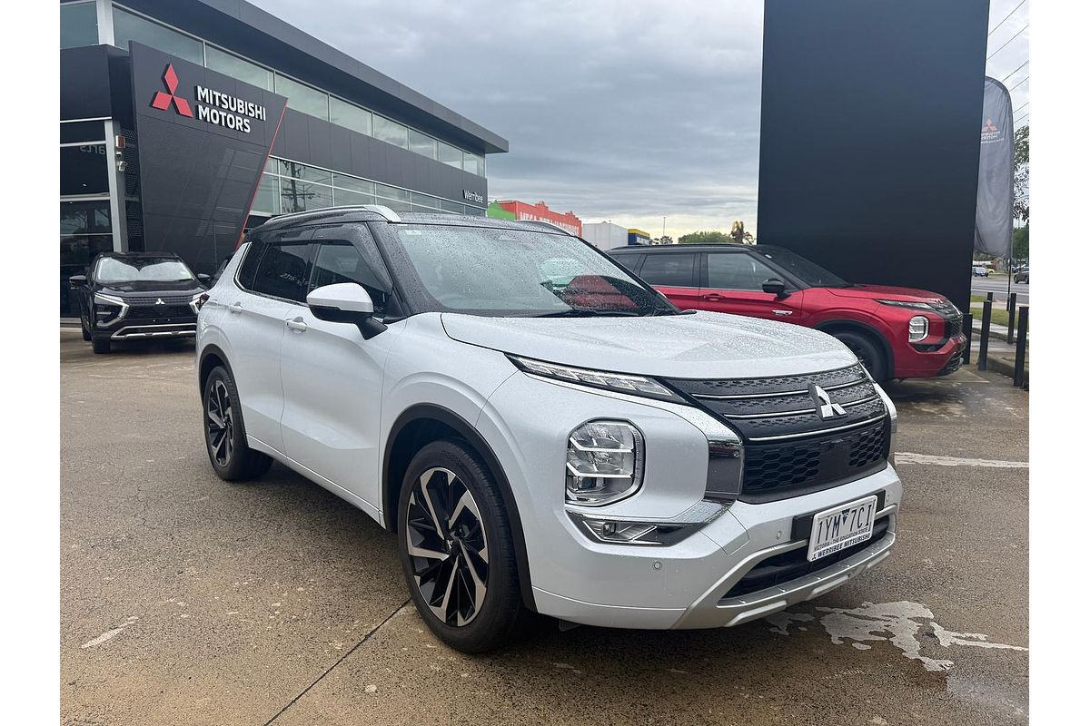 2023 Mitsubishi Outlander Exceed Tourer ZM