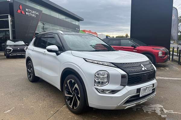 2023 Mitsubishi Outlander Exceed Tourer ZM