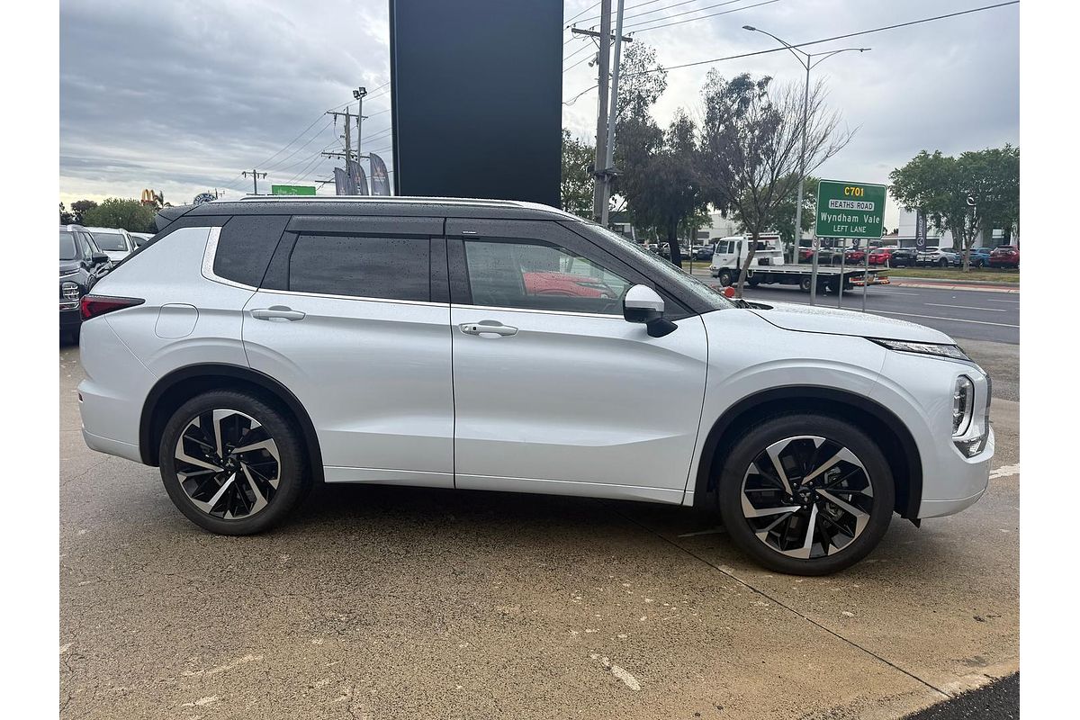 2023 Mitsubishi Outlander Exceed Tourer ZM