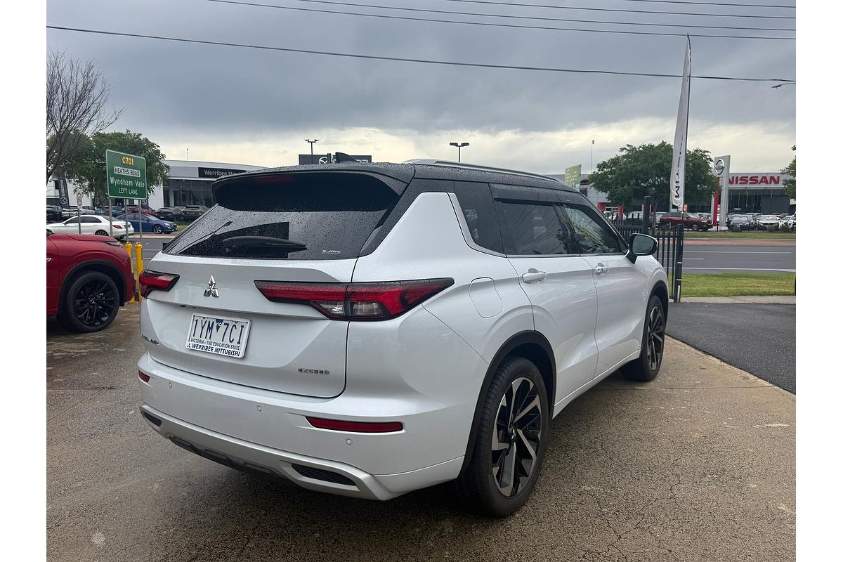 2023 Mitsubishi Outlander Exceed Tourer ZM