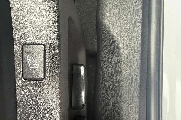 2023 Mitsubishi Outlander Exceed Tourer ZM