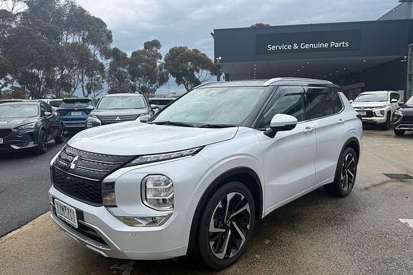2023 Mitsubishi Outlander Exceed Tourer ZM