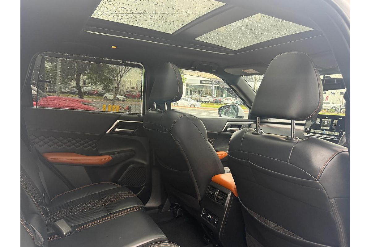 2023 Mitsubishi Outlander Exceed Tourer ZM