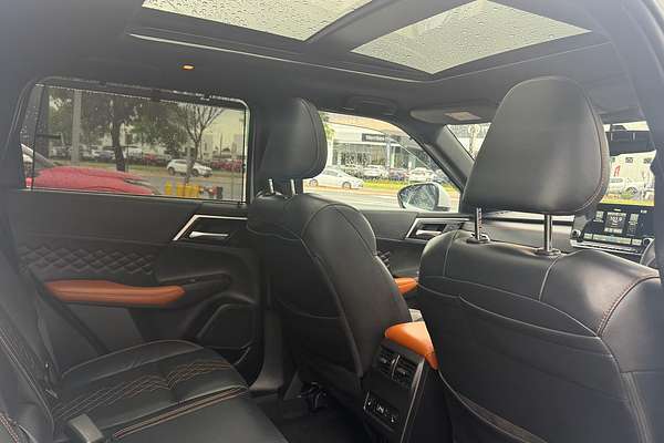 2023 Mitsubishi Outlander Exceed Tourer ZM