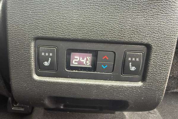 2023 Mitsubishi Outlander Exceed Tourer ZM