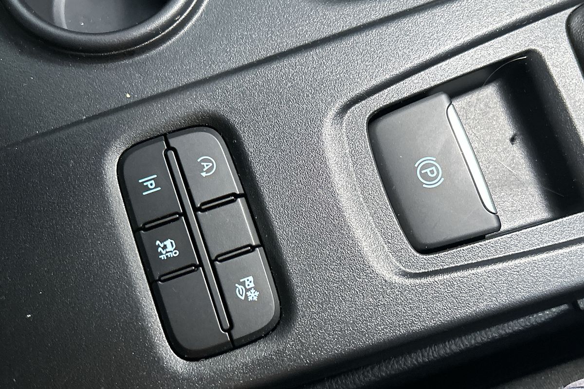 2025 Ford Everest Sport 2.0L