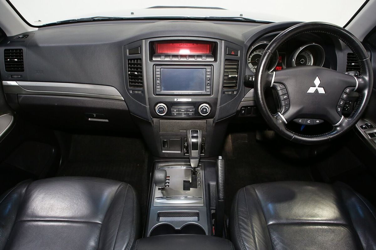 2012 Mitsubishi Pajero Platinum NW