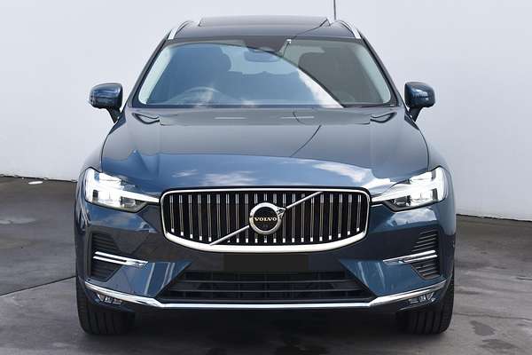 2023 Volvo XC60 Ultimate B5 Bright