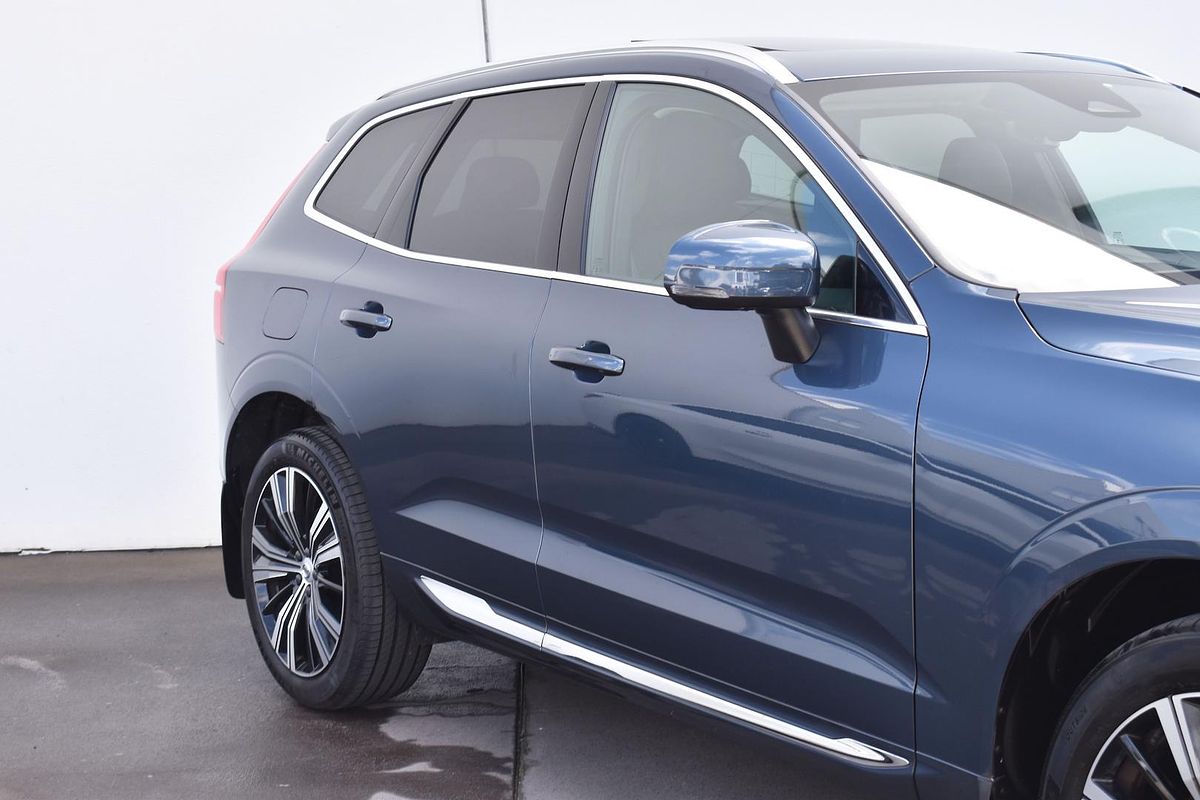2023 Volvo XC60 Ultimate B5 Bright