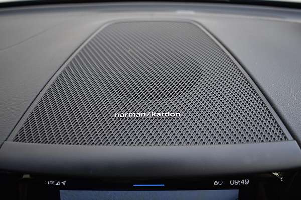 2023 Volvo XC60 Ultimate B5 Bright