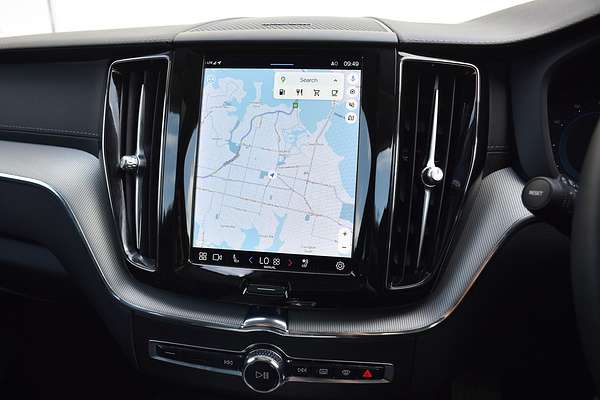 2023 Volvo XC60 Ultimate B5 Bright